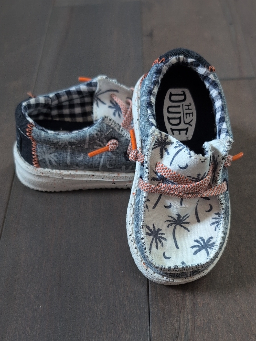 Hey Dude Little Kids' Size 5 Palm Print Shoes